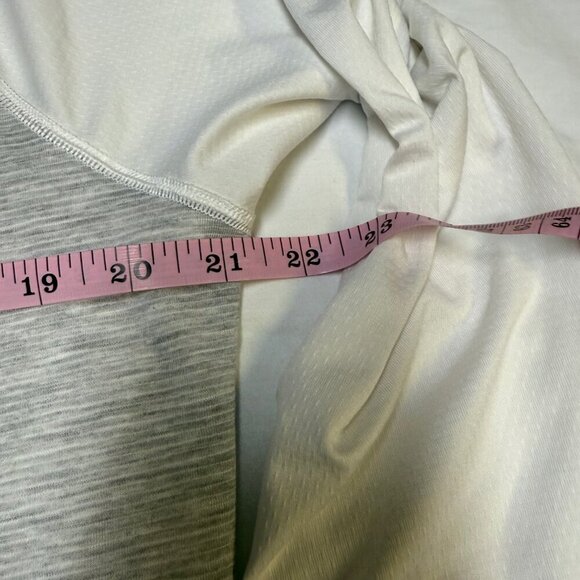 The North Face Reactor FlashDry Lightweight Hoodie—Women’s XL, EUC - Picture 8 of 9